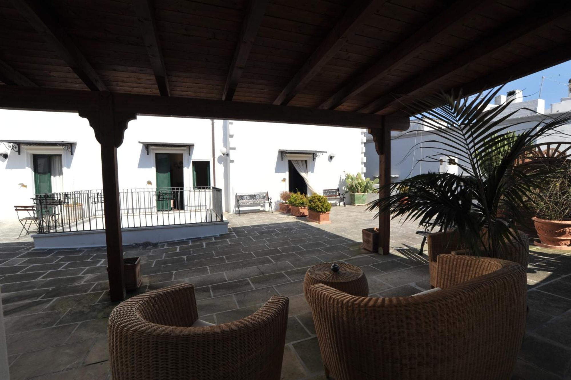 Alojamento de Acomodação e Pequeno-almoço Palazzo Senape De Pace Gallipoli