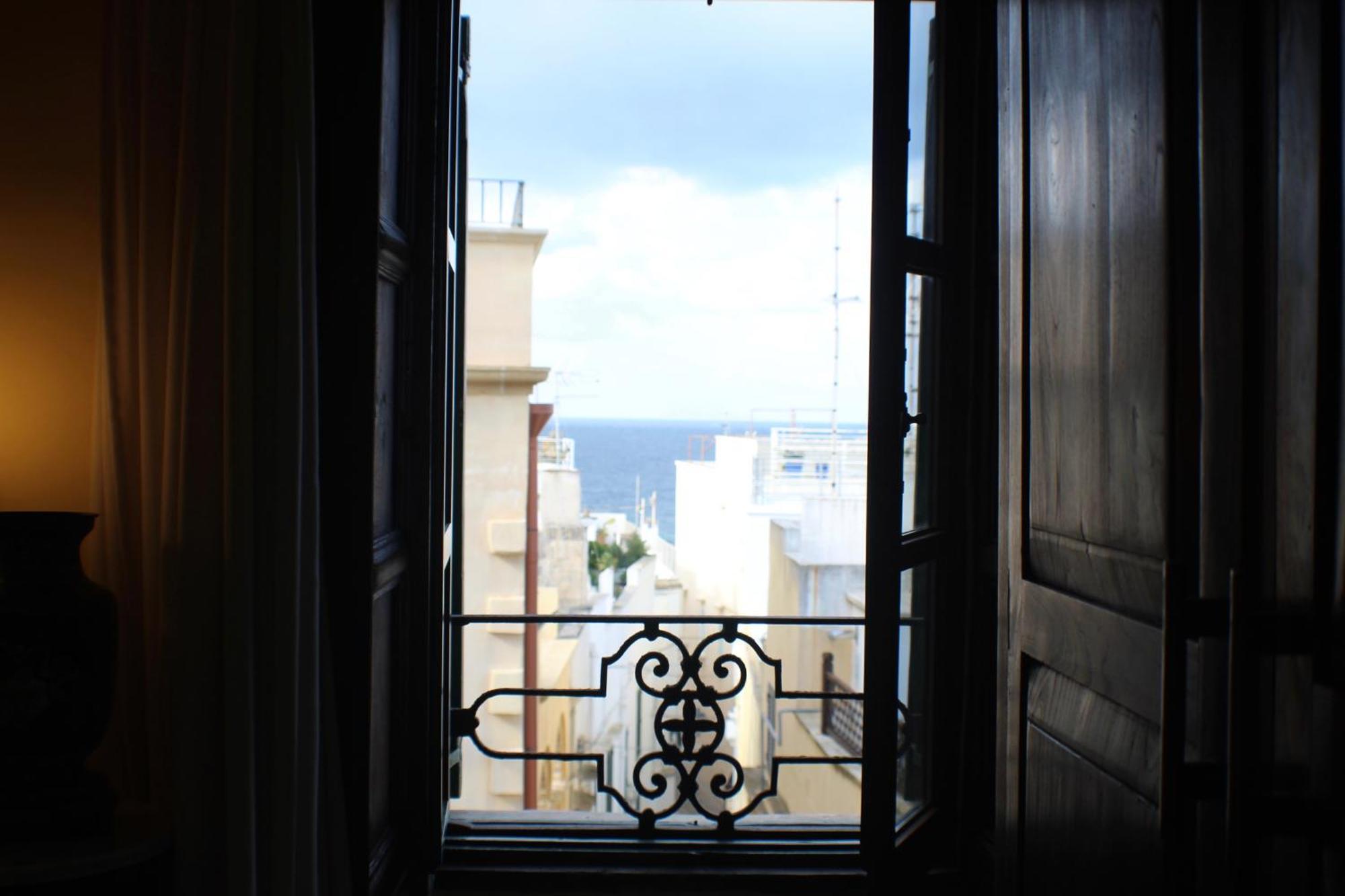 Alojamento de Acomodação e Pequeno-almoço Palazzo Senape De Pace